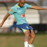 sao-paulo-define-estrategia-para-ter-lucas-moura-contra-o-atletico-mg