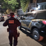policia-federal-prende-quatro-por-disseminacao-de-desinformacao-em-eleicoes-no-rio