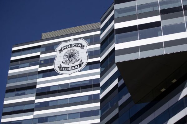 pf-indicia-renan-calheiros,-romero-juca-e-eduardo-braga-por-favorecimento-a-farmaceutica-no-senado