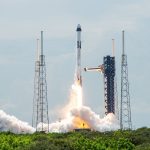 foguete-da-spacex-tem-problemas-para-aterrissar;-crew-9-esta-chegando-na-iss