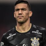 corinthians-sofre-transfer-ban-da-fifa-por-divida-milionaria-com-zagueiro
