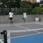 pickleball:-conheca-o-esporte-que-conquistou-as-celebs-e-ja-tem-fas-no-brasil