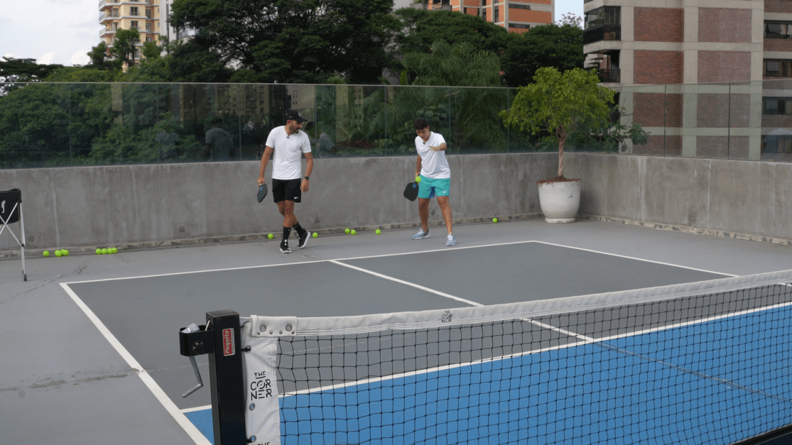 pickleball:-conheca-o-esporte-que-conquistou-as-celebs-e-ja-tem-fas-no-brasil