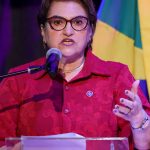 posse-da-ministra-das-mulheres-vira-ato-de-apoio-a-marina-silva