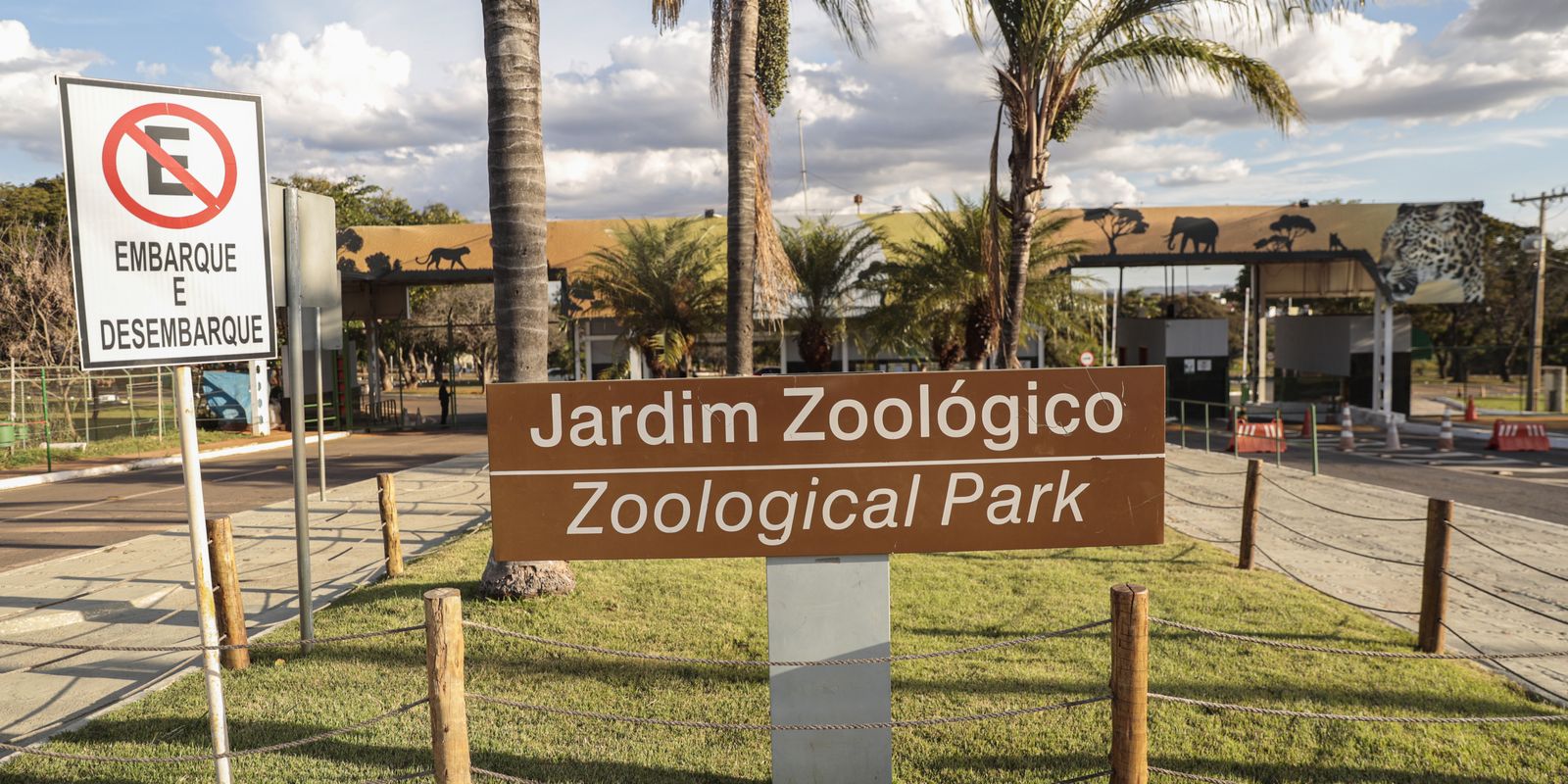 zoologico-de-brasilia-e-fechado-apos-suspeita-de-gripe-aviaria