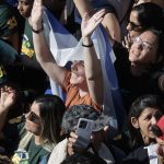 marcha-para-jesus-mantem-tom-politico-com-milhares-de-pessoas-em-sp