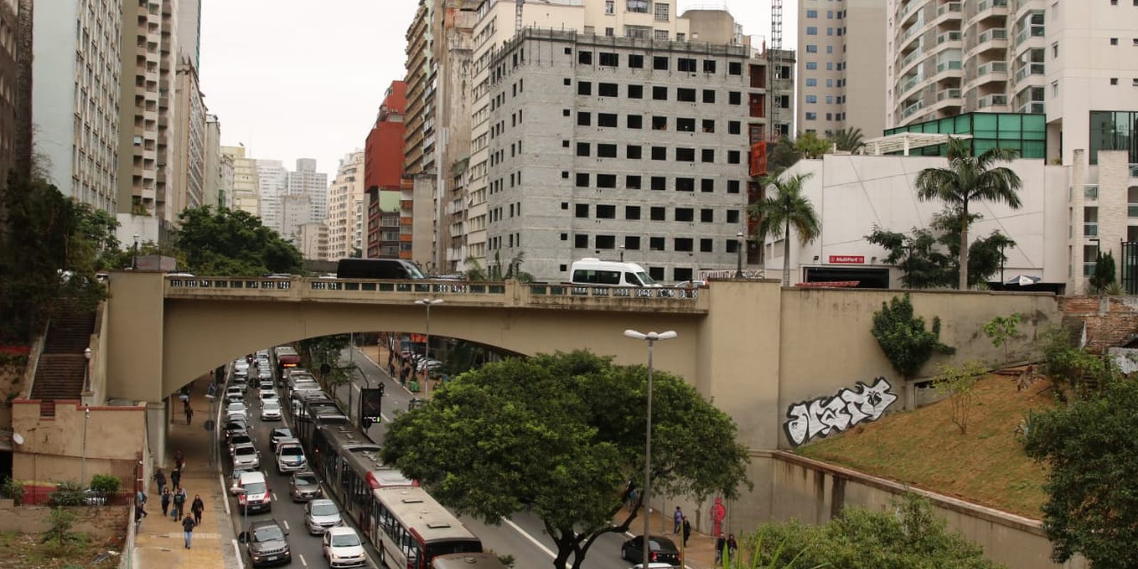 transito-e-servicos-de-sao-paulo-mudam-neste-feriado-de-9-de-julho