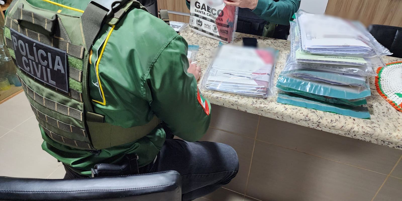 seis-advogados-sao-presos-por-suspeita-de-lesar-mais-de-mil-idosos