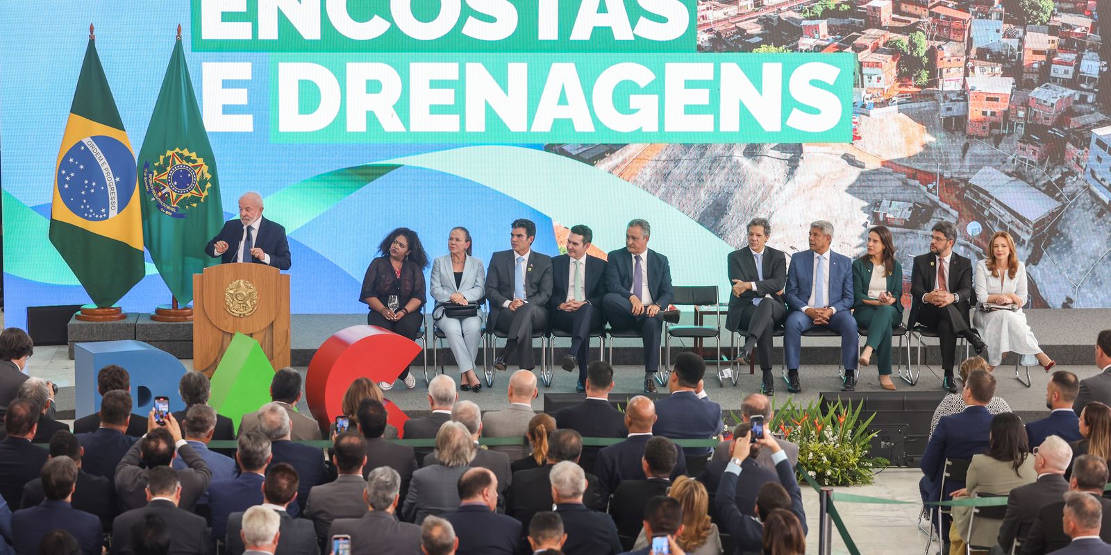 governo-anuncia-r$-11,7-bilhoes-do-novo-pac-para-drenagem-e-encostas