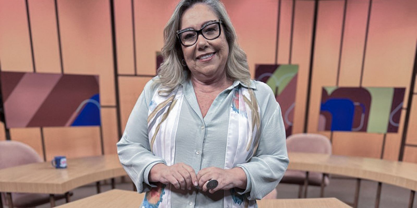 sem-censura-faz-debate-sobre-75-anos-da-televisao-brasileira