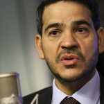 “nao-vamos-abrir-mao-da-democracia”,-diz-messias-apos-visto-revogado