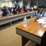 camara-demora-e-comissao-do-senado-aprova-isencao-do-ir-ate-r$-5-mil