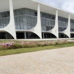 lula-elogia-plebiscito-sobre-taxacao-de-ricos-e-contra-escala-6×1