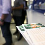 mega-sena-acumula-e-premio-principal-vai-para-r$-12-milhoes