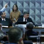 ex-presidente-do-inss-se-nega-a-responder-perguntas-de-relator-da-cpi 