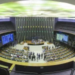 parlamentares-se-dividem-entre-apoios-e-criticas-a-prisao-de-bolsonaro