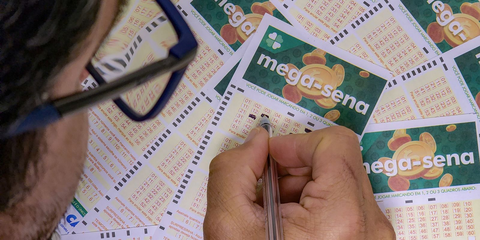 mega-sena:-premio-de-r$-27-milhoes-sera-sorteado-neste-sabado