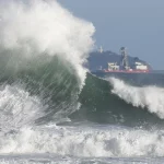 marinha-emite-alerta-de-ressaca-para-o-litoral-do-rio-no-reveillon