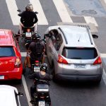 regras-para-ciclomotores-comecam-a-valer-nesta-quinta;-saiba-mais