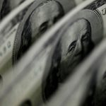 bolsa-bate-recorde-e-dolar-cai-para-r$-5,17-com-fim-de-tarifaco