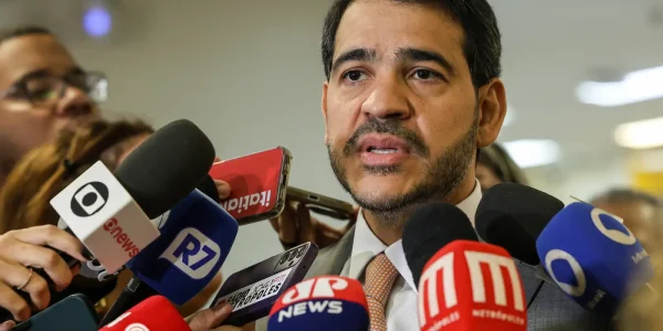 parecer-da-indicacao-de-jorge-messias-ao-stf-e-lido-na-ccj-do-senado