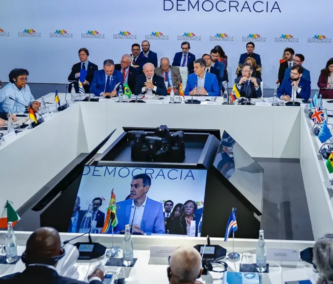 pobres-nao-podem-pagar-por-irresponsabilidade-das-guerras,-diz-lula