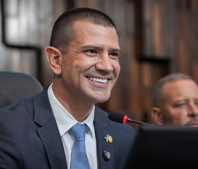 douglas-ruas-e-eleito-presidente-da-assembleia-legislativa-do-rio
