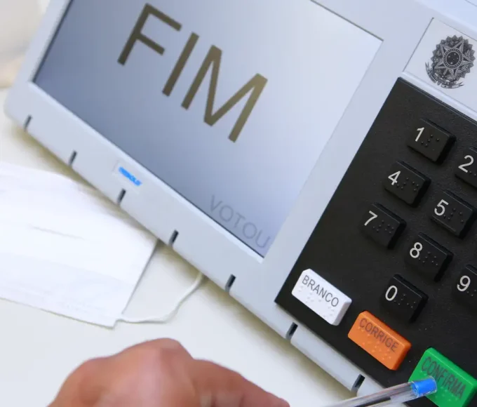 eleicoes-2026:-agu-orienta-agentes-publicos-sobre-condutas-proibidas