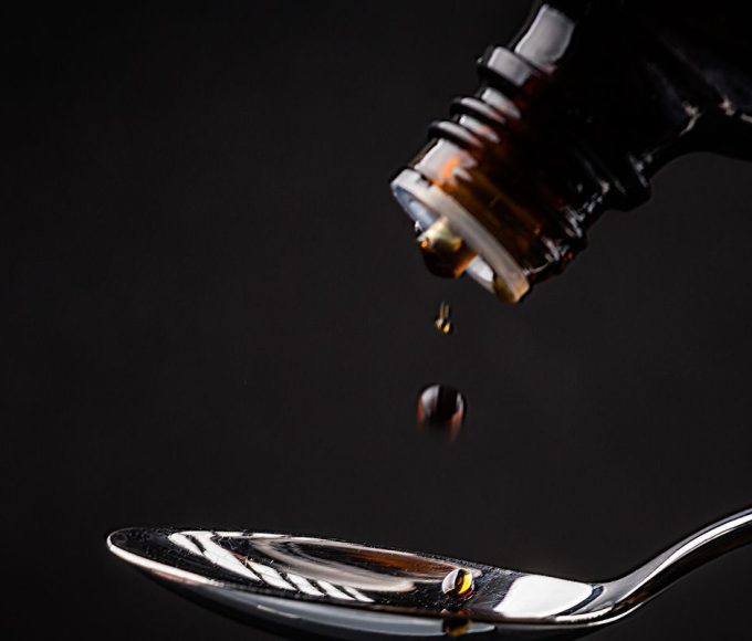 anvisa-suspende-venda-de-xaropes-com-clobutinol